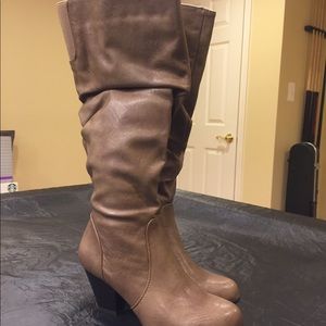 Women’s tall boots